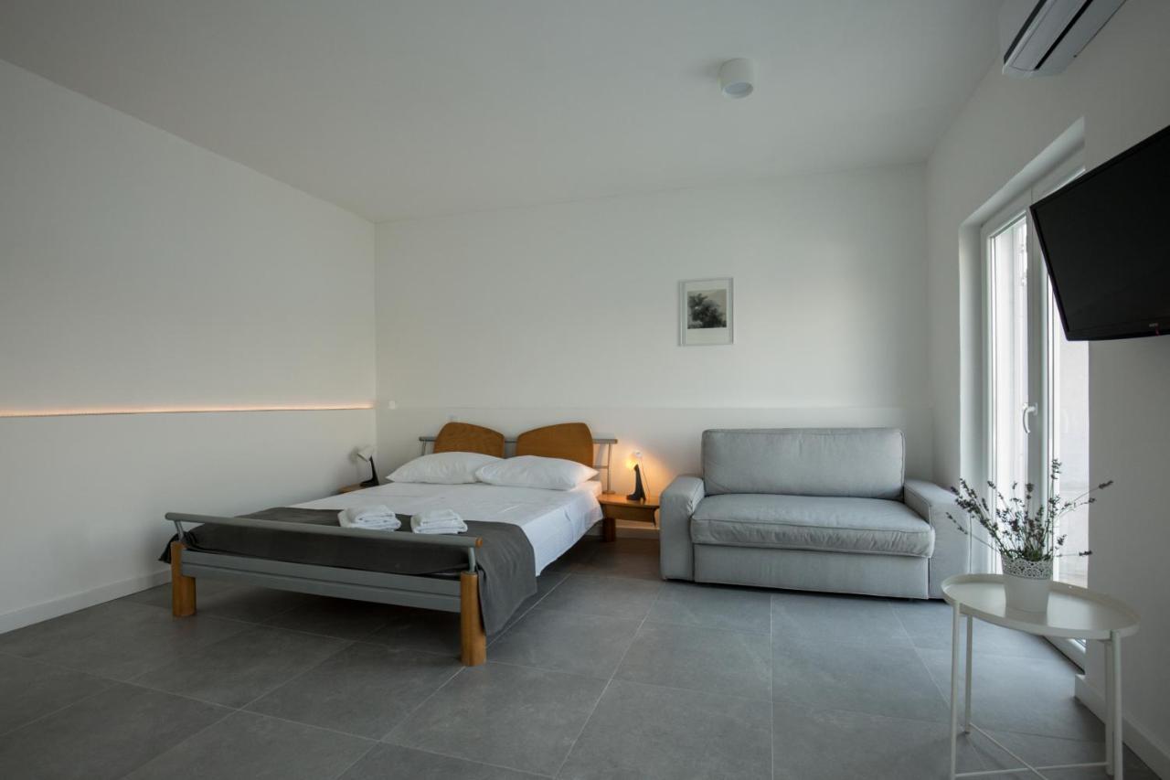 Vila Visnjic Grebaštica Exteriör bild