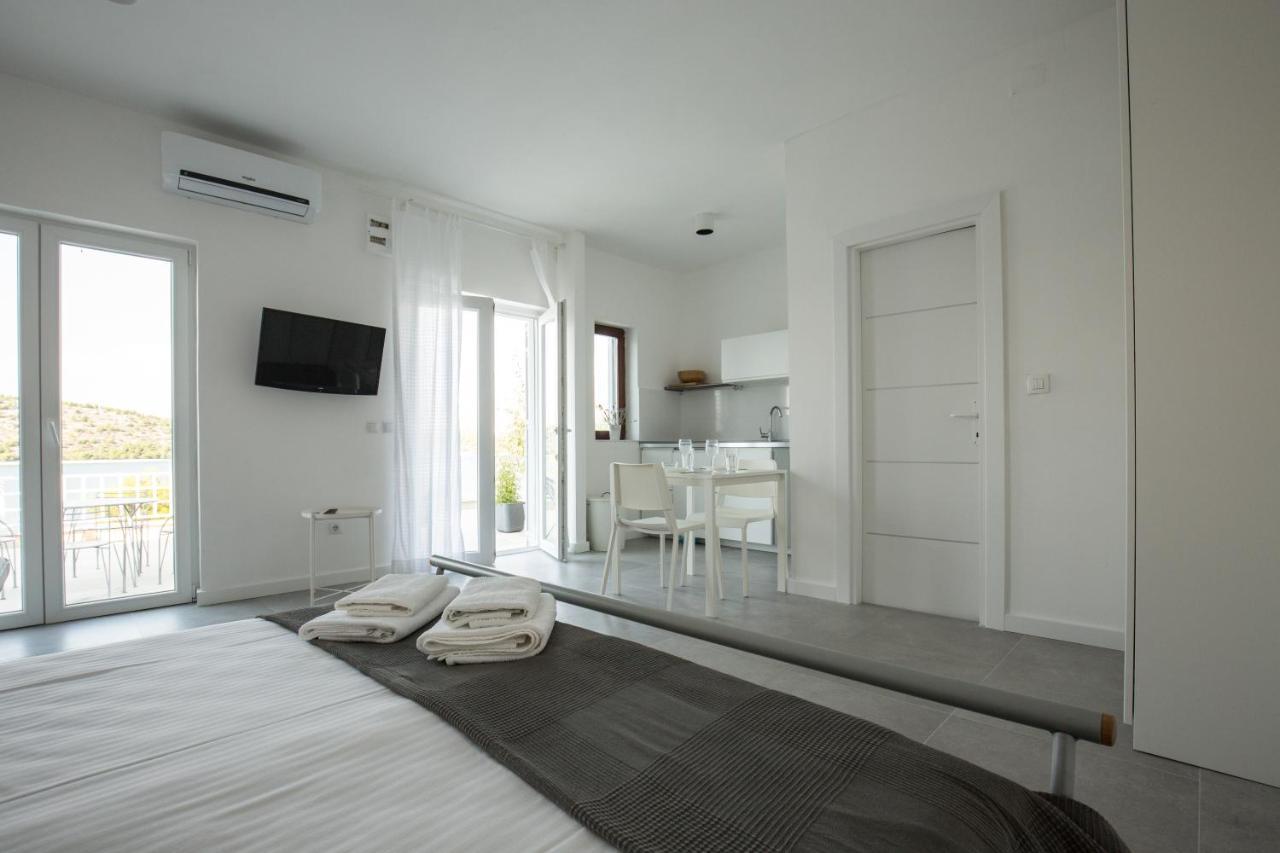 Vila Visnjic Grebaštica Exteriör bild