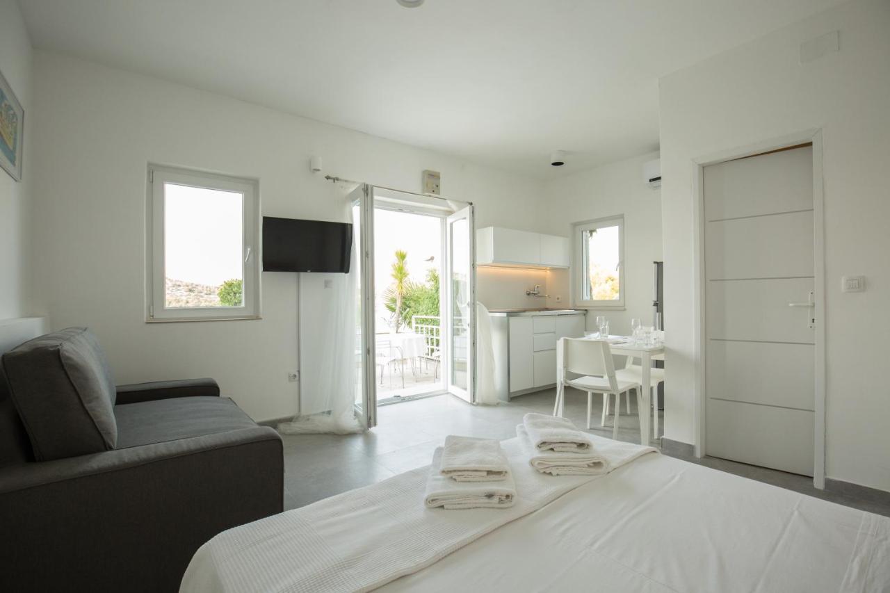 Vila Visnjic Grebaštica Exteriör bild