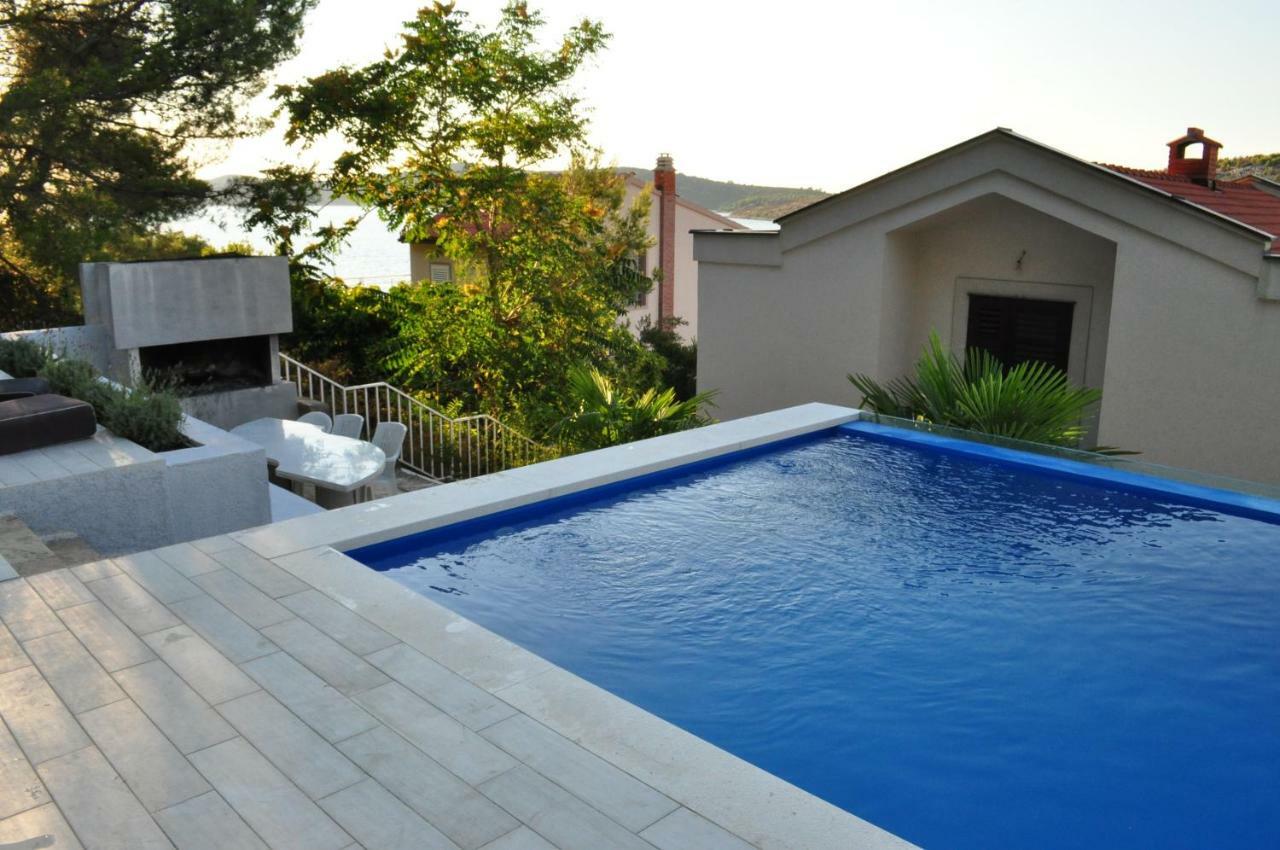 Vila Visnjic Grebaštica Exteriör bild